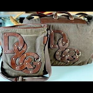 Dolce & Gabbana Brown Sackcloth and Leather in/out wrapping. Leather Logo w/Gold